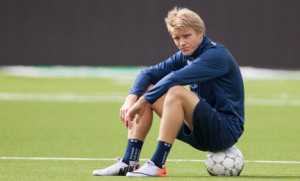 odegaard-kunjungi-temapat-latihan-liverpool-berita-bola-terbaru