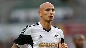 jonjo-shelvey-resmi-perpanjang-kontrak